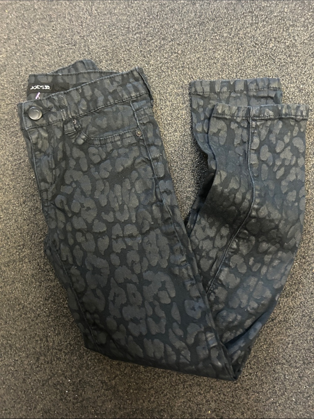Children not women are Joe's Jeans Dark Grey Leopard-Print Skinny Jeans